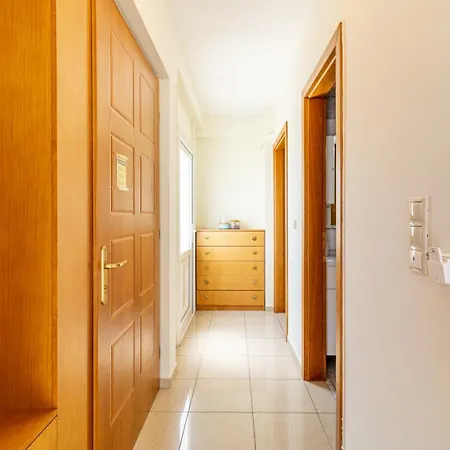 Finas Penthouse Apartman