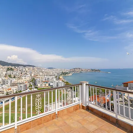 Finas Penthouse * Kavála