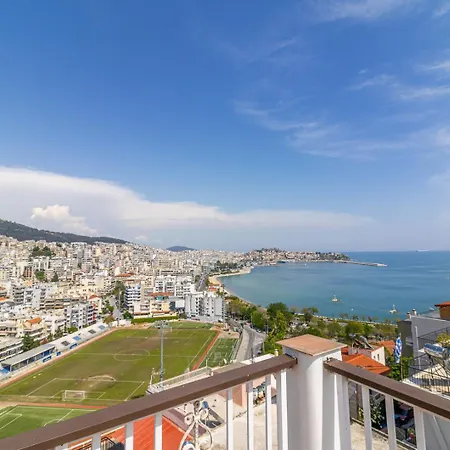 Apartment Finas Penthouse,private Terrace,great View,mins From Sea *