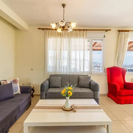 Finas Penthouse,private Terrace,great View,mins From Sea Kavala