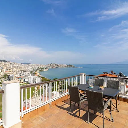 Finas Penthouse,private Terrace,great View,mins From Sea *