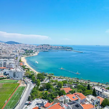 Apartment Finas Penthouse,private Terrace,great View,mins From Sea *